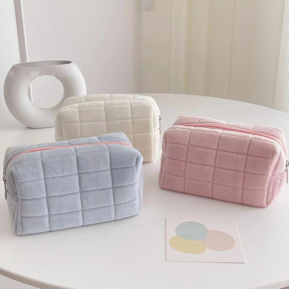 Cute Plush Makeup Bag For Wome - Travel Accessories Pillow ulasan dan harga